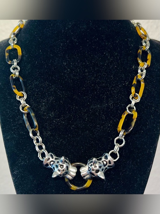 Maple Jewelry - Maple Tortoiseshell Link Necklace with Silver Panther Accents